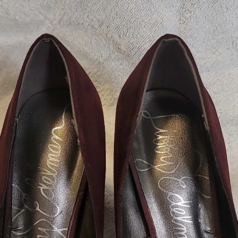Libby Edelman Deep Burgundy Heels - Picture 4 of 8